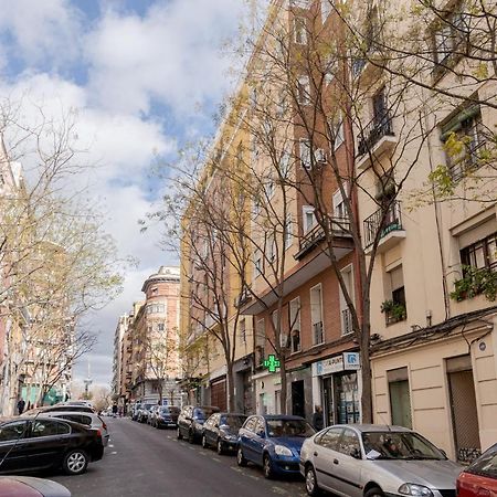 Charming Retiro Chic Apartment Мадрид Екстериор снимка